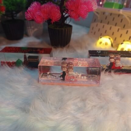 Couple Acrylic Decorative Gift Box” 🎁💖